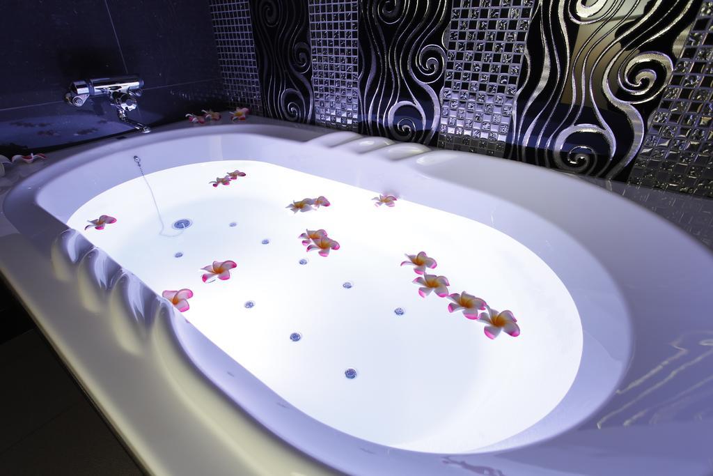 Hotel Moana Shinjuku (Adults Only) Tokyo Exterior photo