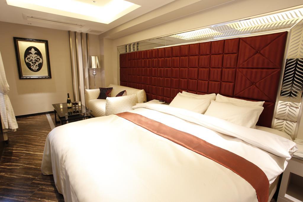 Hotel Moana Shinjuku (Adults Only) Tokyo Exterior photo