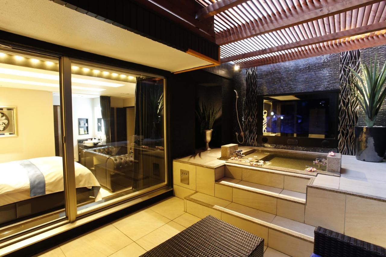 Hotel Moana Shinjuku (Adults Only) Tokyo Exterior photo